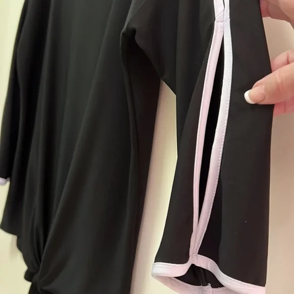 Frank Lyman Design Tie Front Top Size 6 - Picture 6 of 7